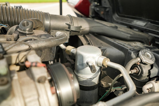 Used 1988 Chevrolet Corvette Convertible RWD image 29