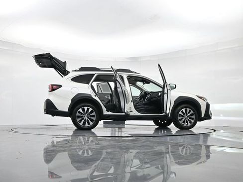 Used 2023 Subaru Outback Touring image 53