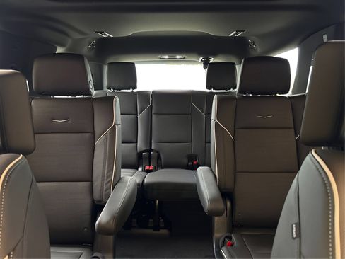 New 2026 Cadillac Escalade Sport w/ LPO, ONYX Package AWD/4WD image 17