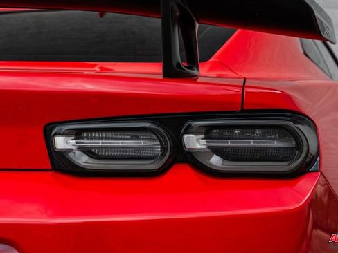 Used 2020 Chevrolet Camaro ZL1 RWD image 60