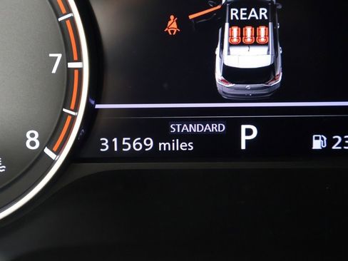 Used 2023 Nissan Rogue SV image 34