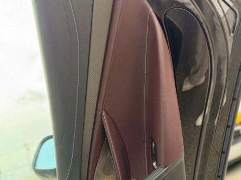 Used 2018 McLaren 720S image 21