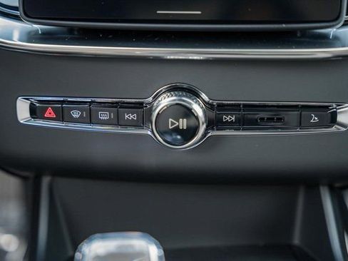 New 2026 Volvo XC90 B6 Ultra w/ Protection Package Premier image 22