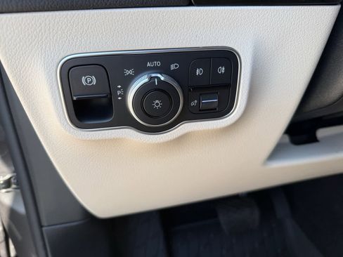 New 2026 Mercedes-Benz GLA 250 GLA 250 image 23