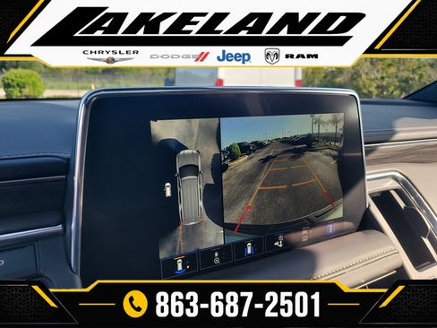 Used 2024 GMC Yukon XL SLT w/ SLT Premium Package AWD/4WD image 24