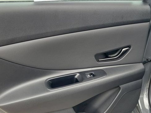 New 2026 Hyundai Elantra SEL Sport FWD image 24