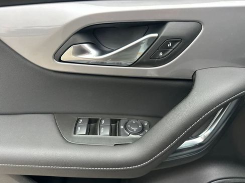 New 2026 Chevrolet Blazer LT w/ Convenience Package image 18
