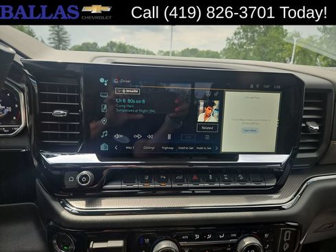 Certified 2025 Chevrolet Silverado 2500 ZR2 AWD/4WD image 17