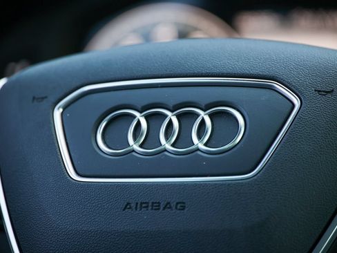 Used 2021 Audi A7 e Premium Plus AWD/4WD image 49
