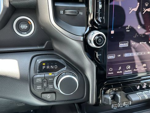 New 2026 RAM 1500 Big Horn AWD/4WD image 24