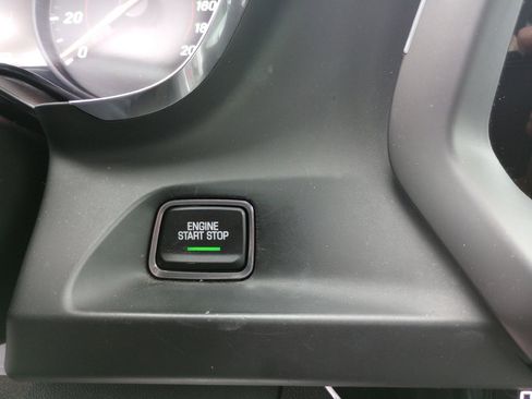 Used 2018 Chevrolet Camaro SS image 20