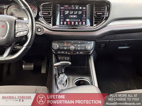 Used 2023 Dodge Durango GT image 3