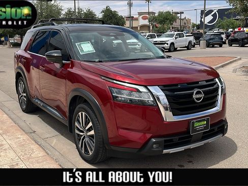 Used 2022 Nissan Pathfinder Platinum w/ Cargo Package FWD image 1
