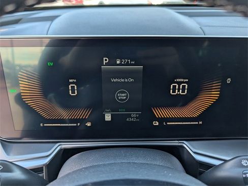 Used 2025 Kia Sorento EX image 17