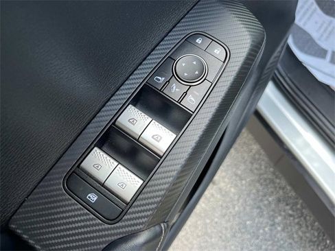 Used 2023 Mitsubishi Outlander SE Black Edition image 27