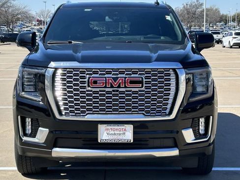 Used 2024 GMC Yukon XL Denali image 7