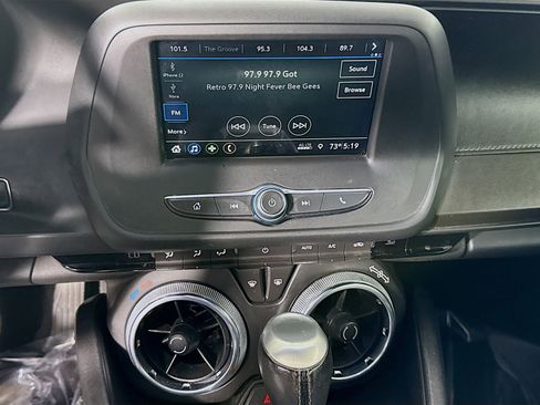 Used 2019 Chevrolet Camaro LT image 18