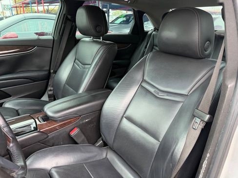 Used 2014 Cadillac XTS Luxury image 29