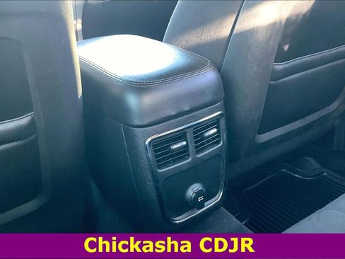 Used 2014 Dodge Charger R/T w/ Blacktop Package image 10