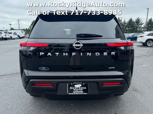Used 2024 Nissan Pathfinder S AWD/4WD image 6