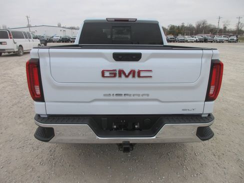 New 2026 GMC Sierra 1500 SLT w/ SLT Premium Plus Package image 6