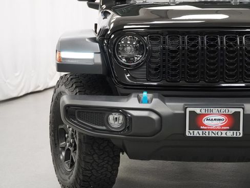 Used 2024 Jeep Wrangler Unlimited AWD/4WD image 6