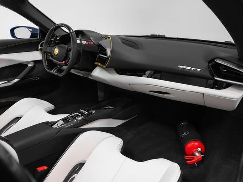 Used 2025 Ferrari 296 GTS image 24