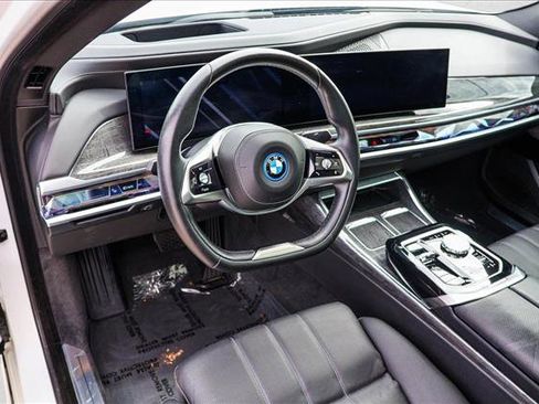 Certified 2024 BMW i7 eDrive50 RWD image 10