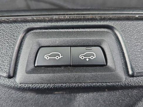 Used 2023 BMW X5 xDrive45e w/ Climate Comfort Package image 13