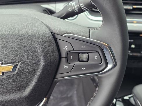 New 2026 Chevrolet Trax LT w/ Driver Confidence Package FWD image 17