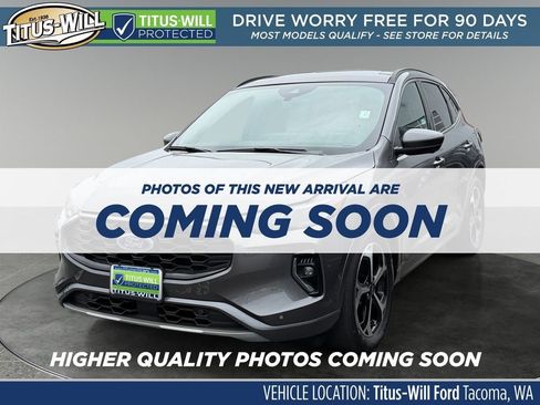 Used 2023 Ford Escape ST-Line Elite w/ Premium Technology Package AWD/4WD image 3