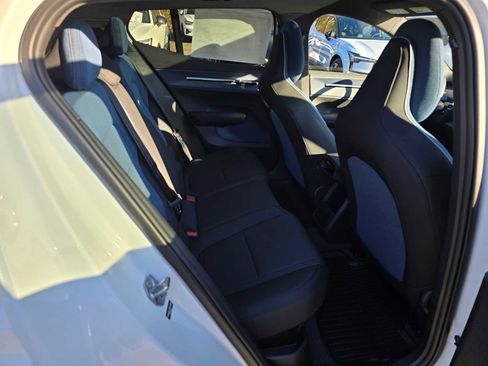 New 2026 Volvo EX30 Ultra image 12