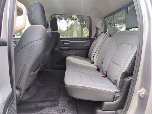 Used 2019 RAM 1500 Big Horn AWD/4WD image 29