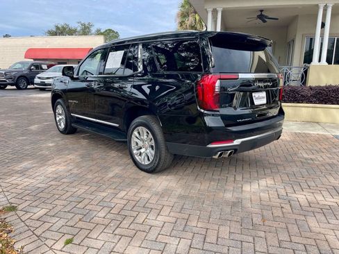 Used 2025 GMC Yukon Denali image 3