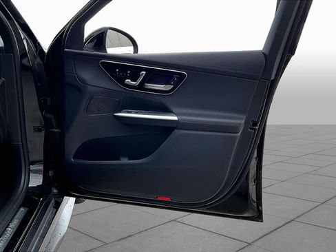 Certified 2026 Mercedes-Benz GLC 300 image 23