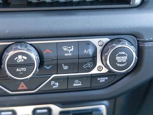 New 2026 Jeep Wrangler Sahara image 24