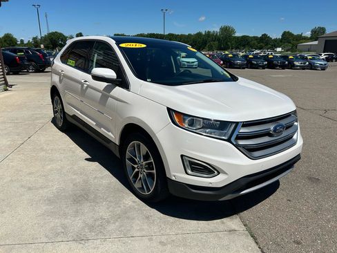 Used 2015 Ford Edge Titanium w/ Equipment Group 302A AWD/4WD image 5