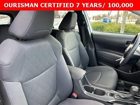 Used 2024 Toyota Corolla Cross LE image 10
