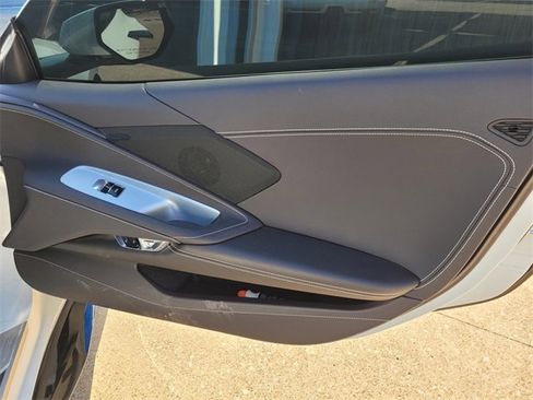 Used 2025 Chevrolet Corvette Z06 w/ Battery Protection Package image 9