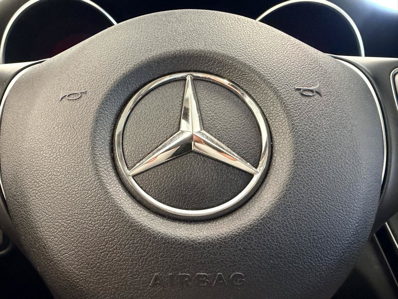 Used 2017 Mercedes-Benz C 300 Sedan image 33
