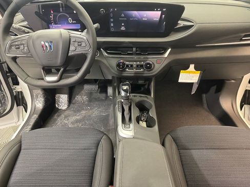 New 2026 Buick Envista Preferred w/ Convenience I Package FWD image 10