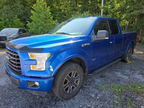 Used 2015 Ford F150 XLT w/ Equipment Group 302A Luxury AWD/4WD image 3