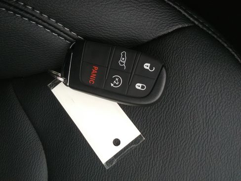 New 2026 Jeep Compass Limited AWD/4WD image 23