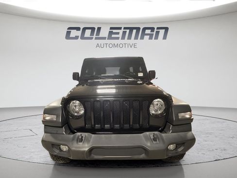 Used 2018 Jeep Wrangler Unlimited Sport image 12