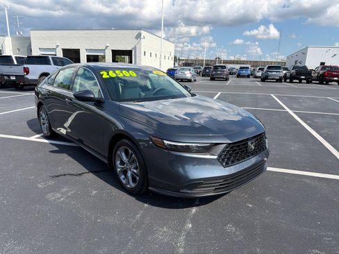 Used 2024 Honda Accord EX image 8