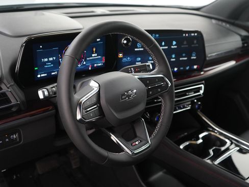 Used 2026 Chevrolet Traverse Z71 w/ Driver Confidence Package image 23