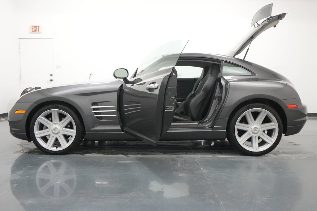 Used 2004 Chrysler Crossfire Coupe RWD image 17