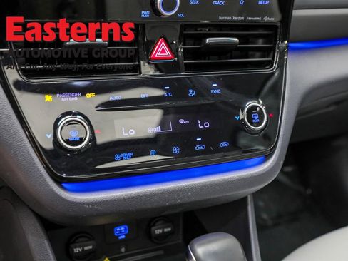 Used 2022 Hyundai Ioniq Limited image 20