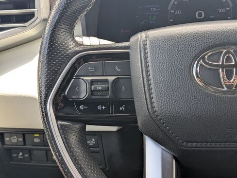Used 2022 Toyota Tundra Capstone AWD/4WD image 19