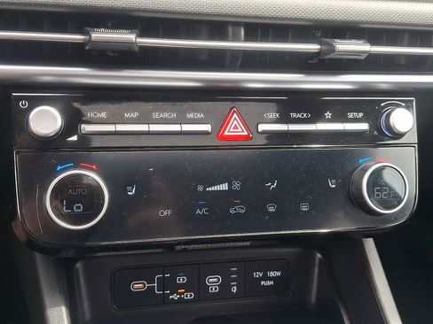 Used 2025 Hyundai Tucson SEL AWD/4WD image 17